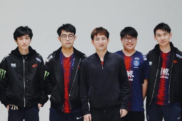 时间步入红 时间步入红